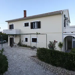 Apartament Mila, Pag Town
